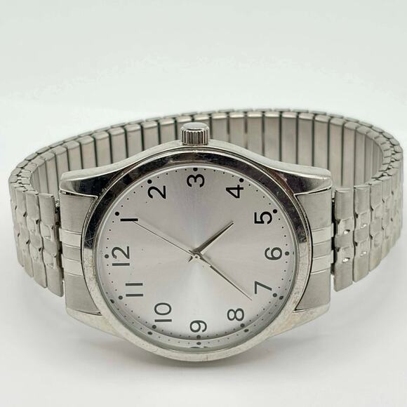 Silver Classic Men’s Watch - Picture 3 of 4